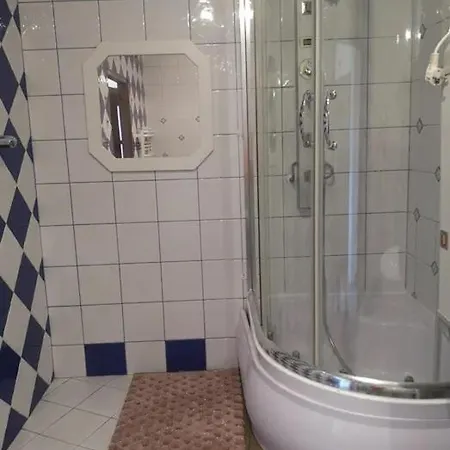 アパート Apartamet Julci I Olci